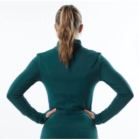 Alphalete Pulse Jacket -
Velvet Teal - Picture 4 of 4